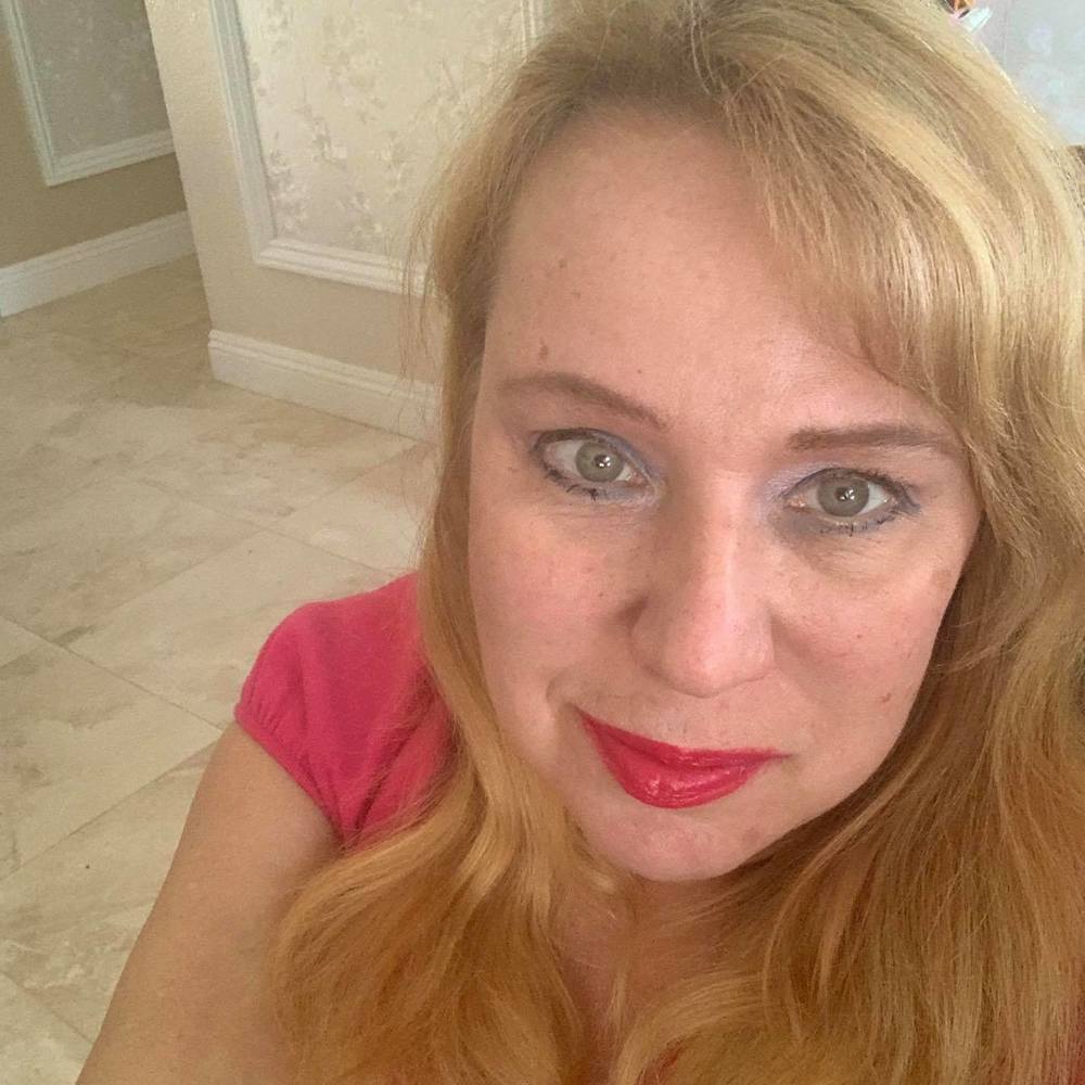 Meet your Posher, Laureen